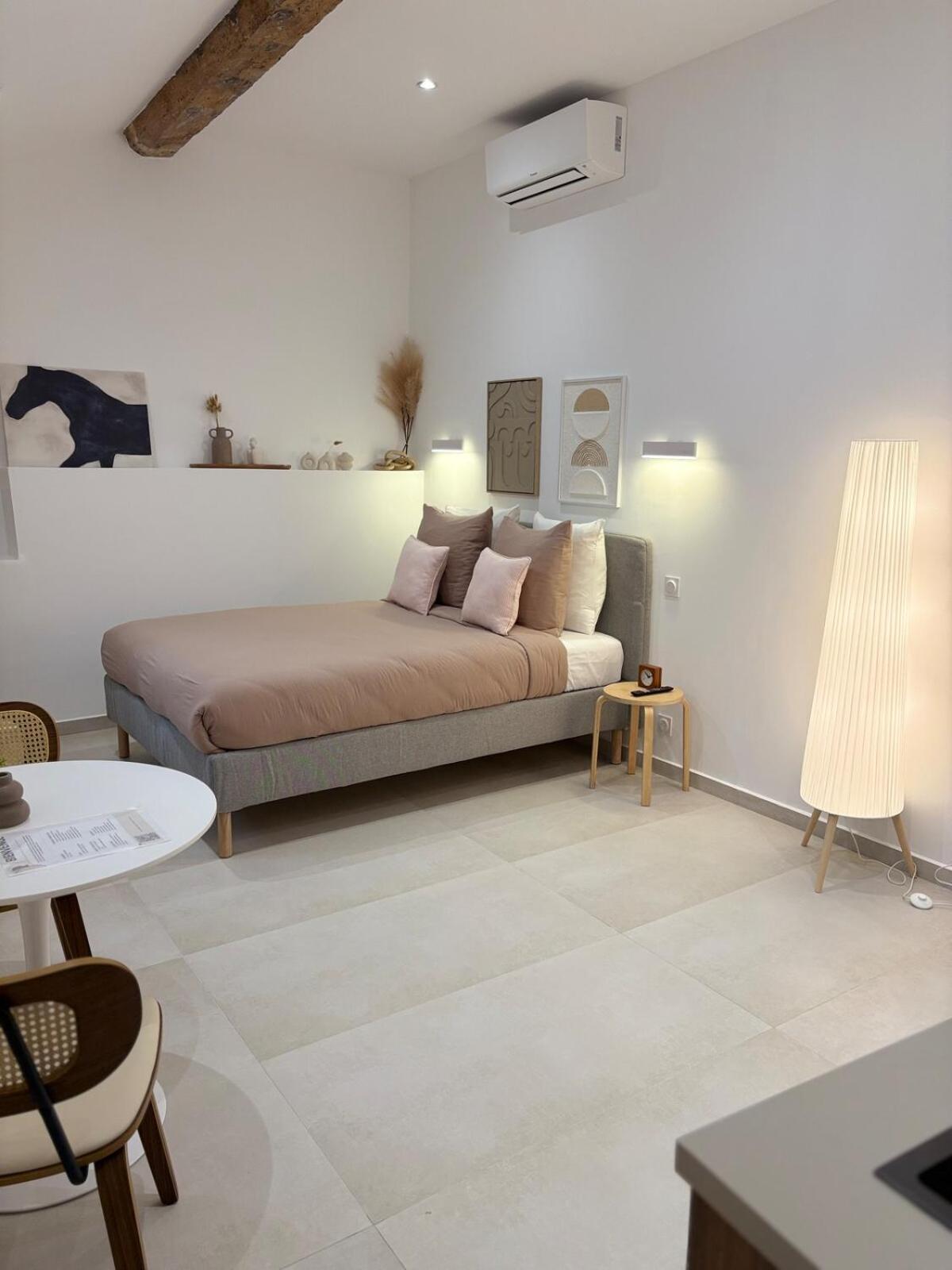 La Petite Arlésienne 4 Appartement *