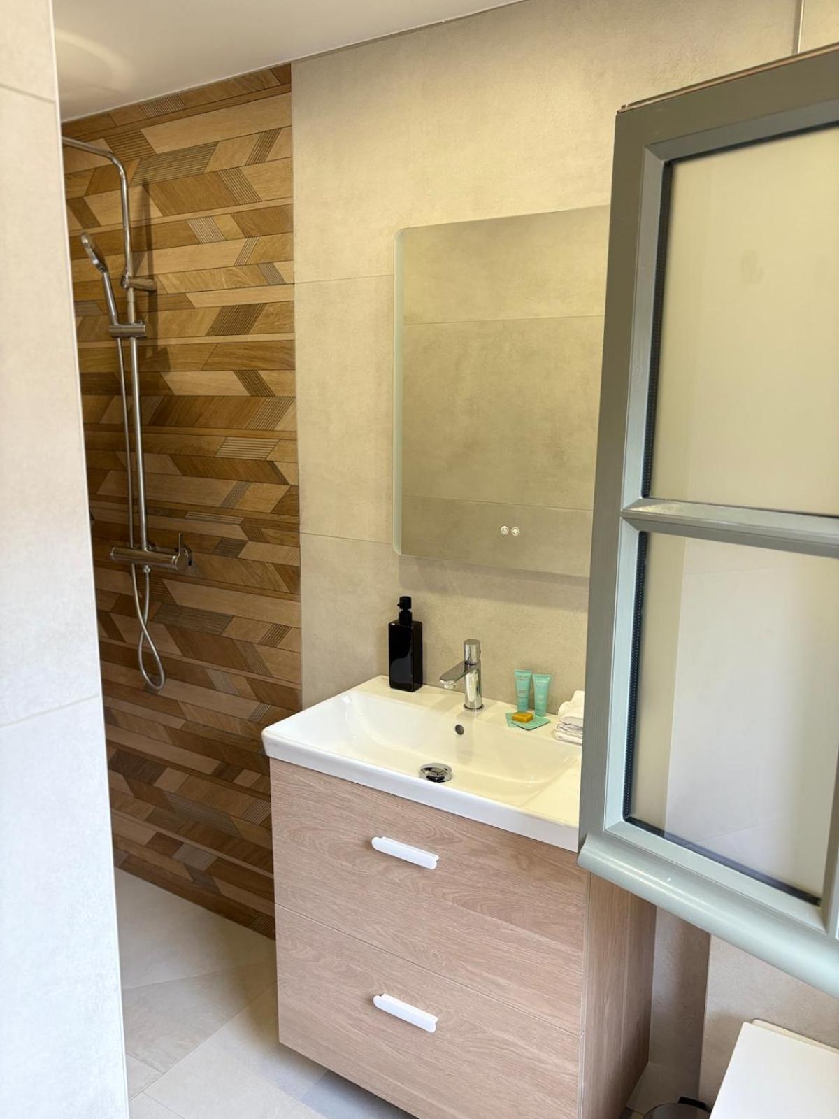 Appartement La Petite Arlésienne 4 Arles